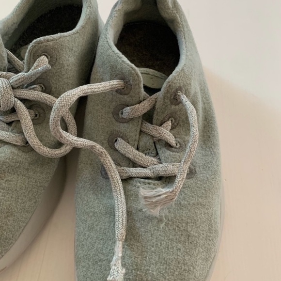 Allbirds Moss Green Wool Tennis Shoes - Picture 4 of 5